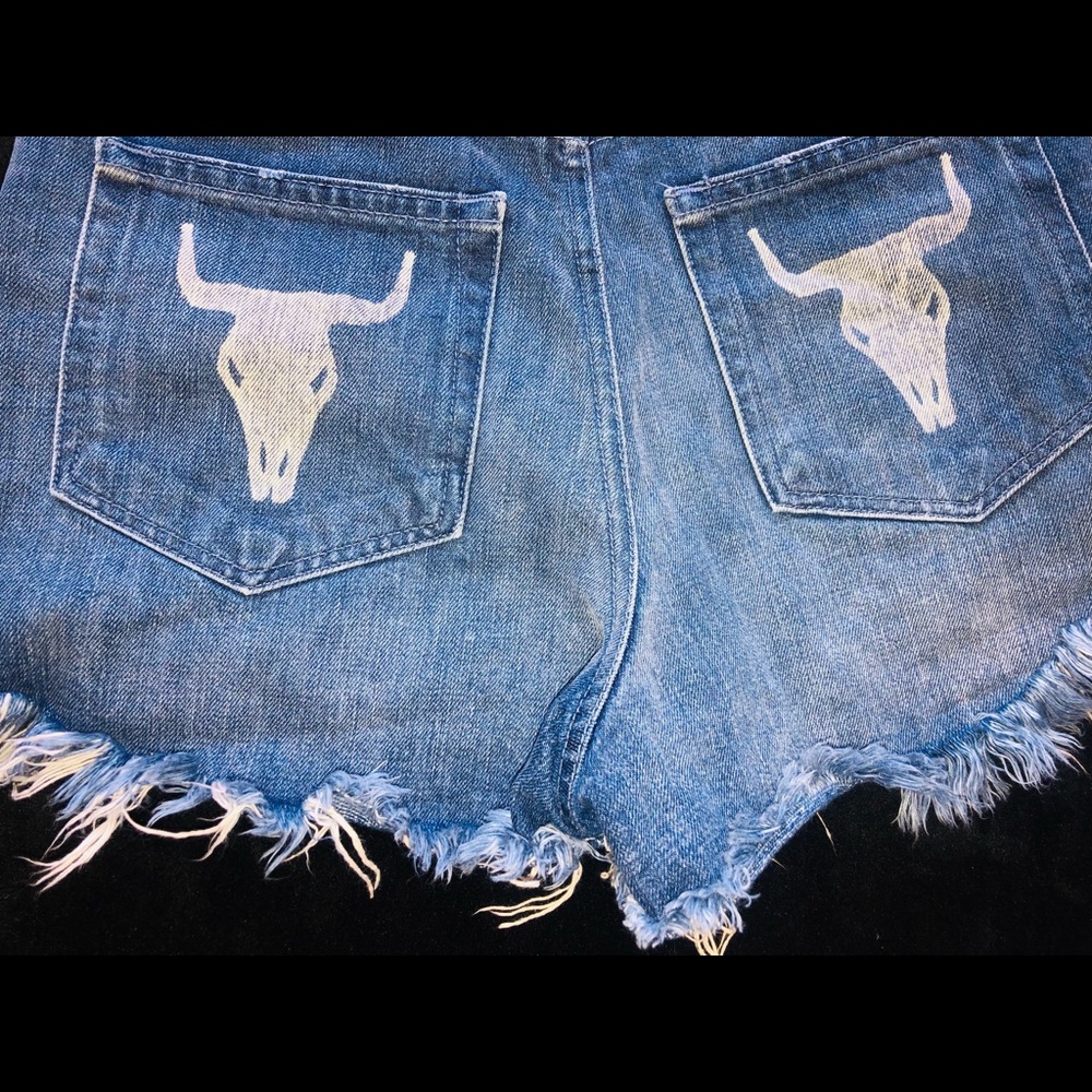 Such cute shorts!!! Used but still look like new!